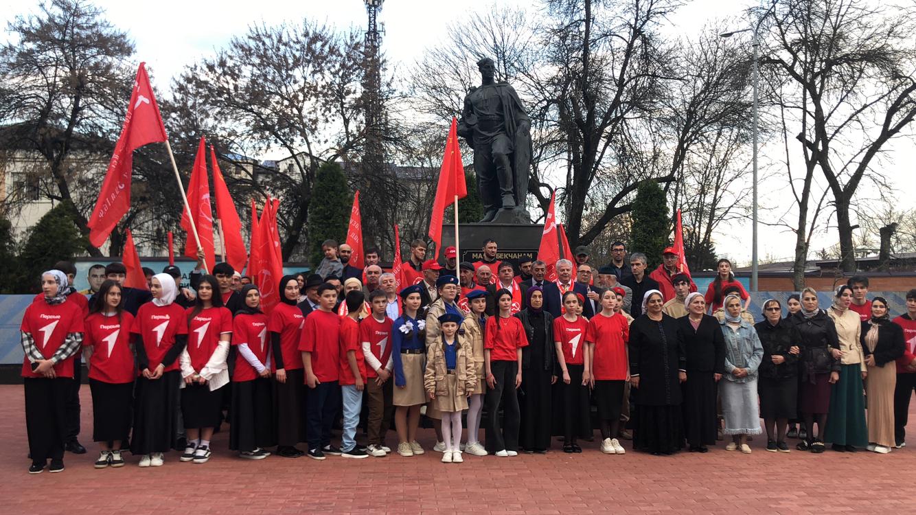 Город воинской славы Малгобек принял эстафету «Наша Великая Победа».
