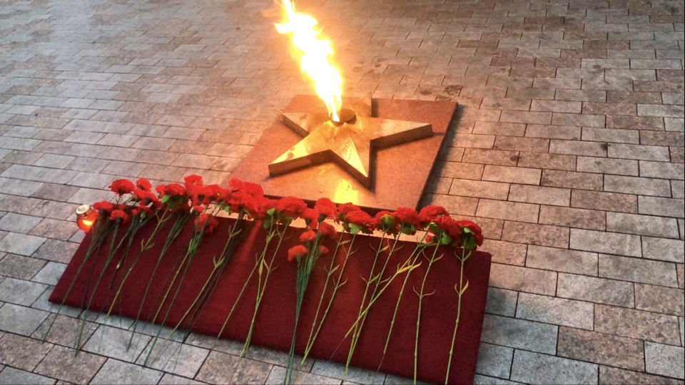 На мемориальном комплексе &quot;Слава&quot;, состоялось значимое мероприятие, посвященное 84-й годовщине начала Великой Отечественной войны и 21-й годовщине трагической гибели полицейских в ночь с 21 на 22 июня.