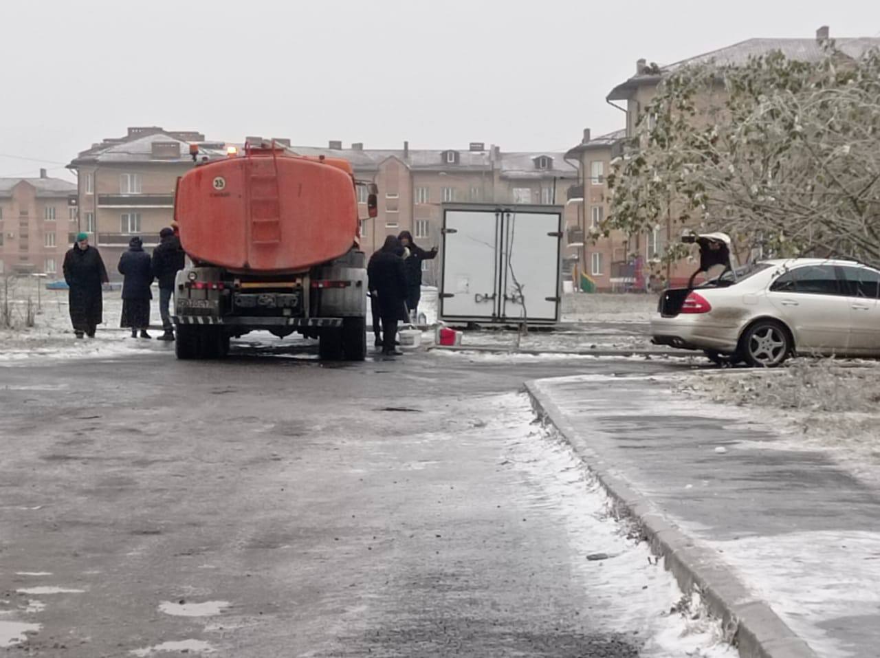 Жителям Малгобека организовали подвоз воды.