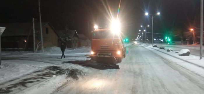 МКУ «Благоустройство г.Малгобек» проводит комплексную уборку снега в городе Малгобек.