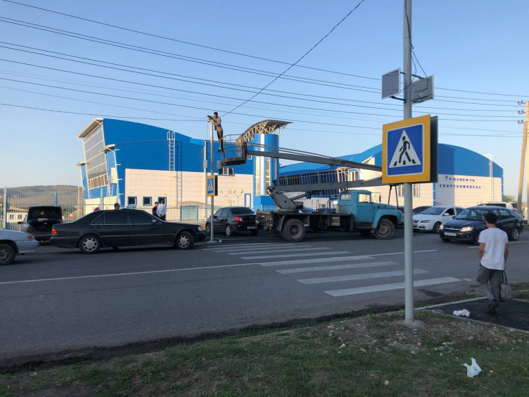 Обустройство безопасности дорожного движения на территории прилегающей к МКУ ДО "СШ "РОСНЕФТЬ" им. Гатагажева М.". Обустройство безопасности дорожного движения на территории прилегающей к МКУ ДО "СШ "РОСНЕФТЬ" им. Гатагажева М.".