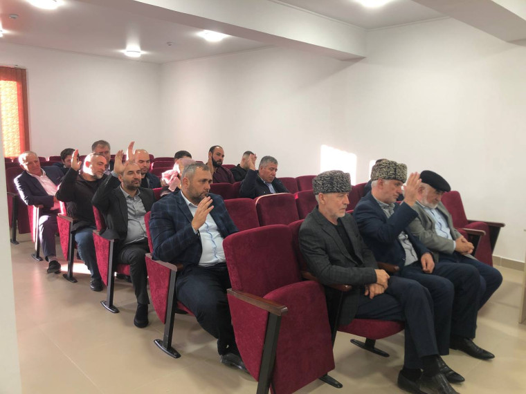 В Малгобеке переизбрали главу города. В Малгобеке переизбрали главу города.